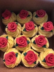Beauty themed cupcakes