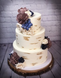Buttercream birch with wood flowers